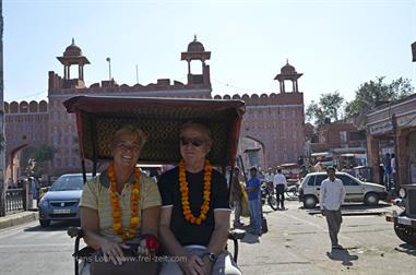 08 Ricksha-Sightseeing,_Jaipur_DSC5243_b_H600